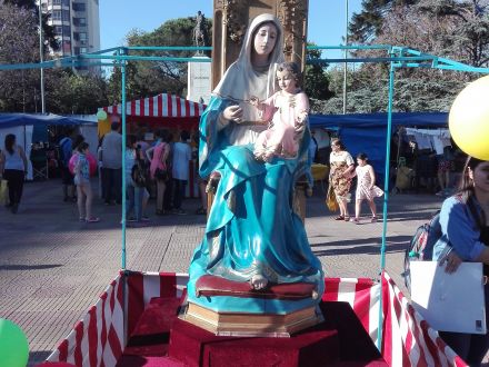 Gram Kermesse solidaria Catedral  Lomas de Zamora